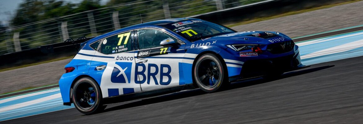 TCR: “Hoje fomos dominantes, foi tudo dentro do nosso planejamento” comemora Barrio após vitória ao lado de Reis