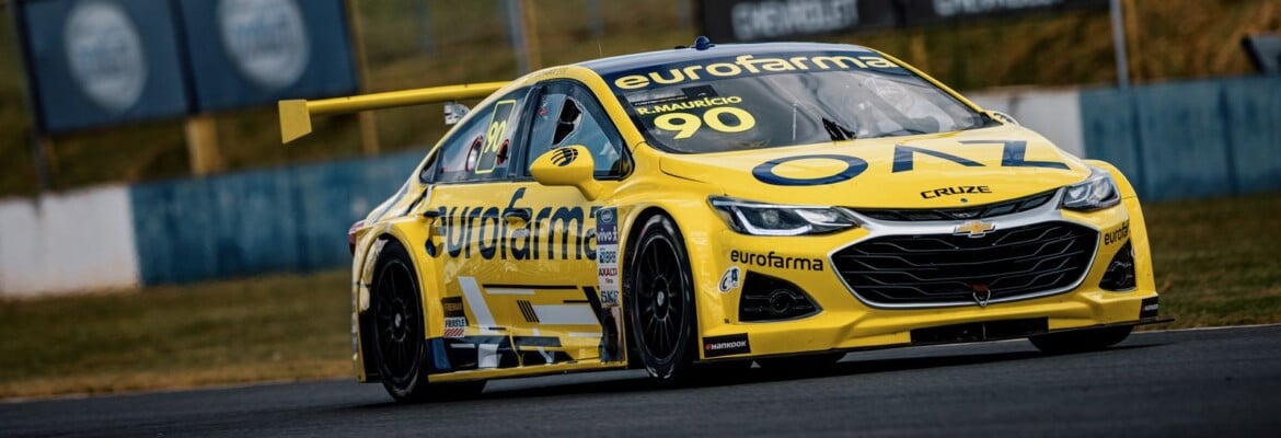 Maurício fala em “meio caminho andado” com primeira fila na Stock Car