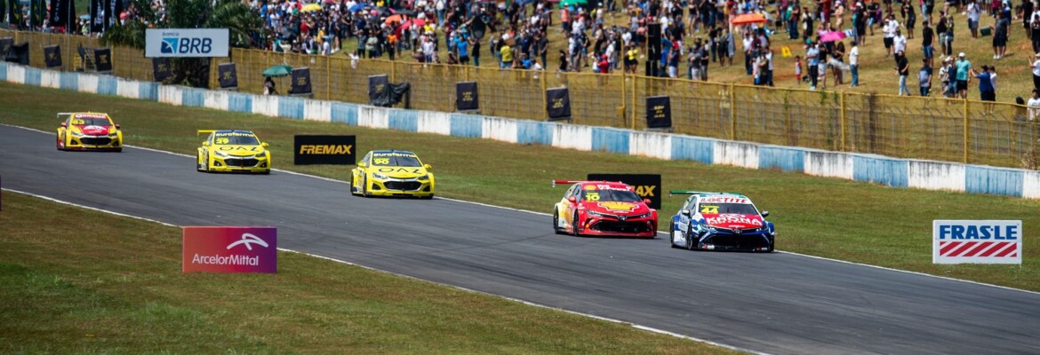 Acabou a espera! Stock Car começa temporada 2024