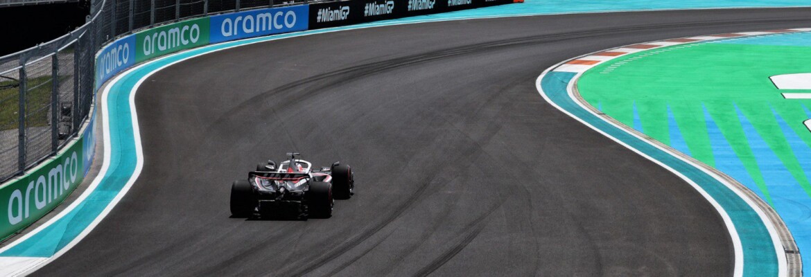F1: Steiner afirma que resultado na sexta-feira não refletiu o bom desempenho do carro