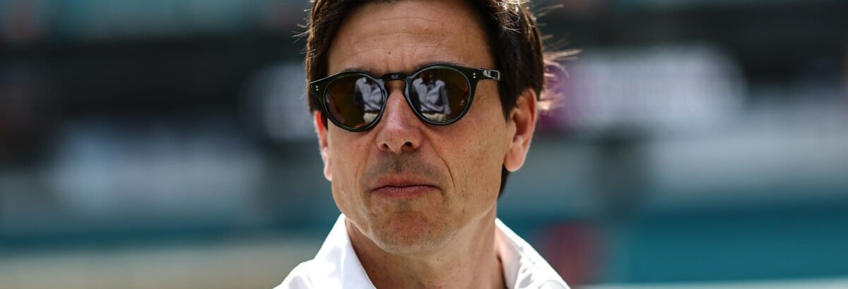 F1: Filho de Toto Wolff sofre acidente assustador no Kart F1: Filho de Toto Wolff sofre acidente assustador no Kart