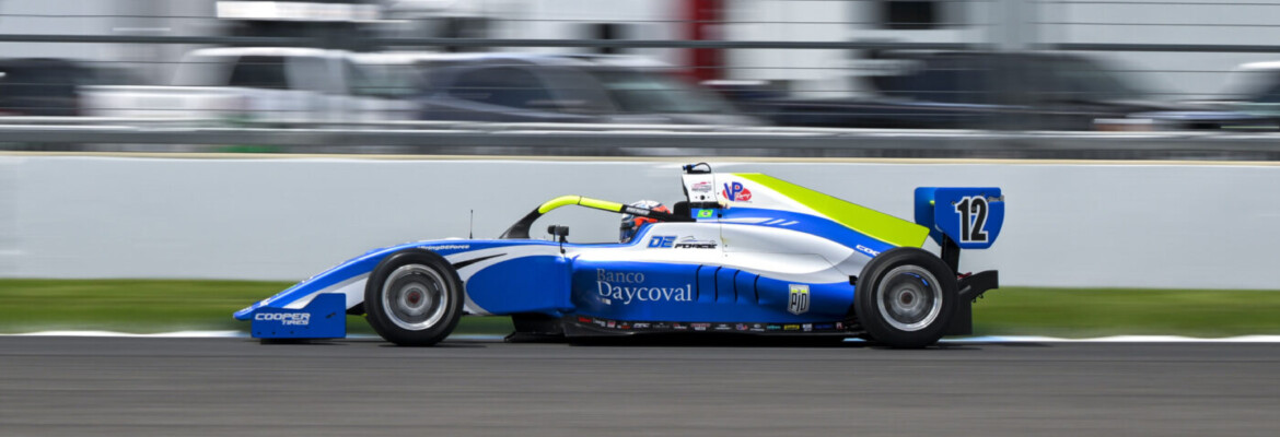 USF Pro 2000: Kiko Porto acerta volta voadora e fatura pole position em Indianápolis