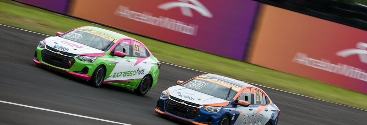 Turismo Nacional chega à metade da temporada