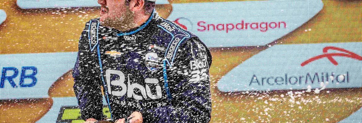 Fraga conquista segundo lugar e coloca a Blau Motorsport no pódio na Stock Car em Tarumã