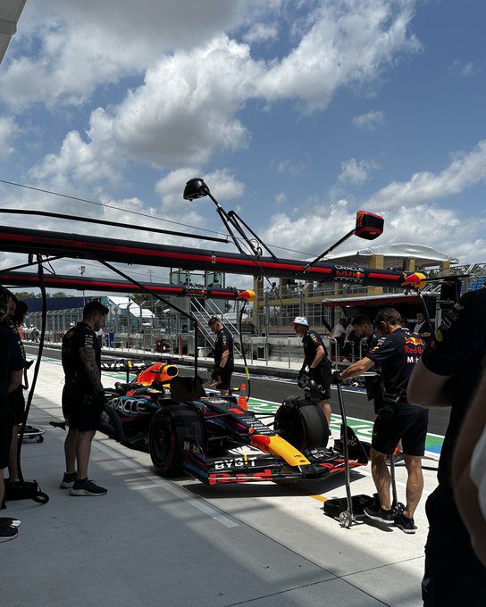 F1: Verstappen vuelve a marcar el ritmo y lidera en el tercer entrenamiento libre del GP de Miami