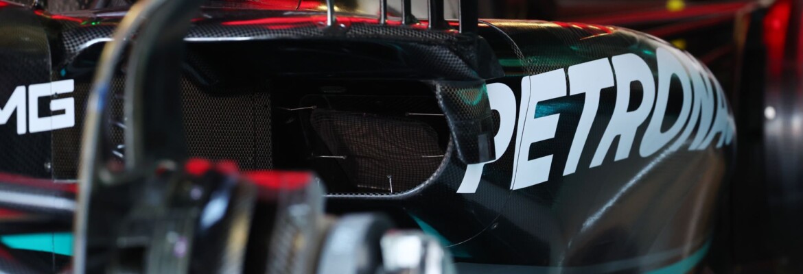 F1: Russell ficou surpreso com novo conceito do carro da Mercedes
