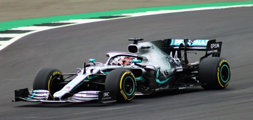 Red Bull iguala marca que só Mercedes e Ferrari alcançaram no século XXI Red Bull iguala marca que só Mercedes e Ferrari alcançaram no século XXI