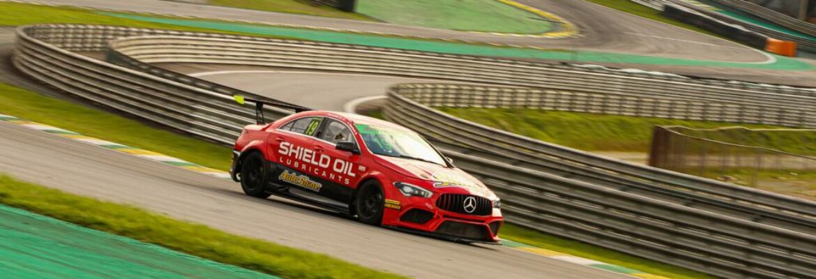 Enzo Gianfratti lidera corrida da AMG Cup e mira etapa de Interlagos da Copa HB20