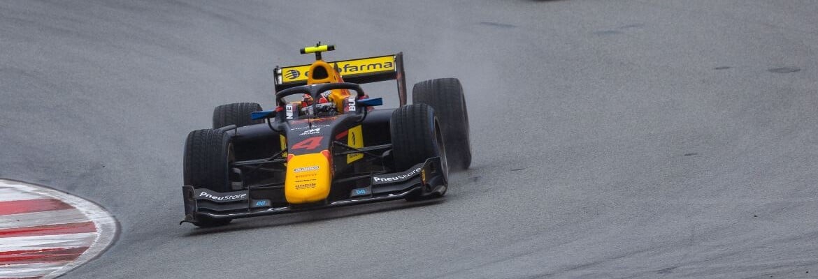 Como assistir à corrida de hoje da F2 na etapa da Inglaterra?