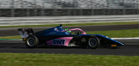 F4: Matheus Ferreira conquista top-10 em Monza e tem final de semana com várias ultrapassagens