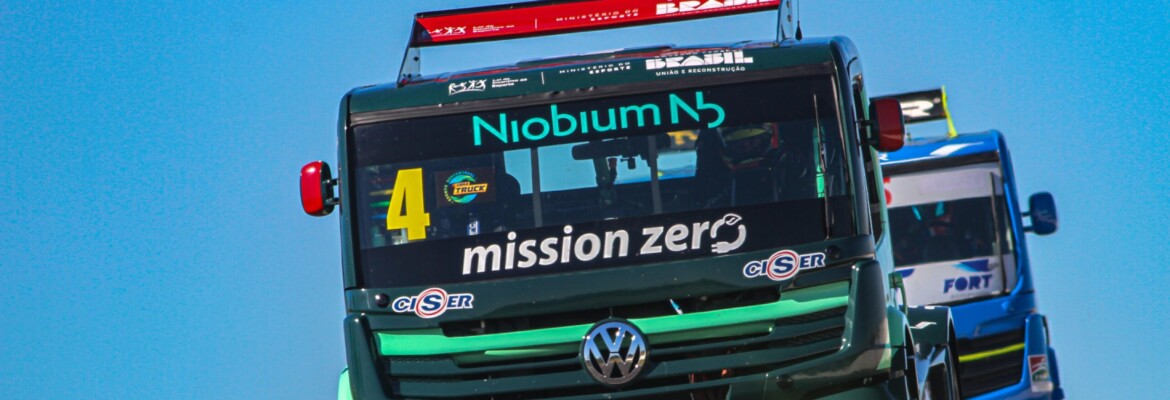 Felipe Giaffone vai a Cascavel de olho na liderança da Copa Truck