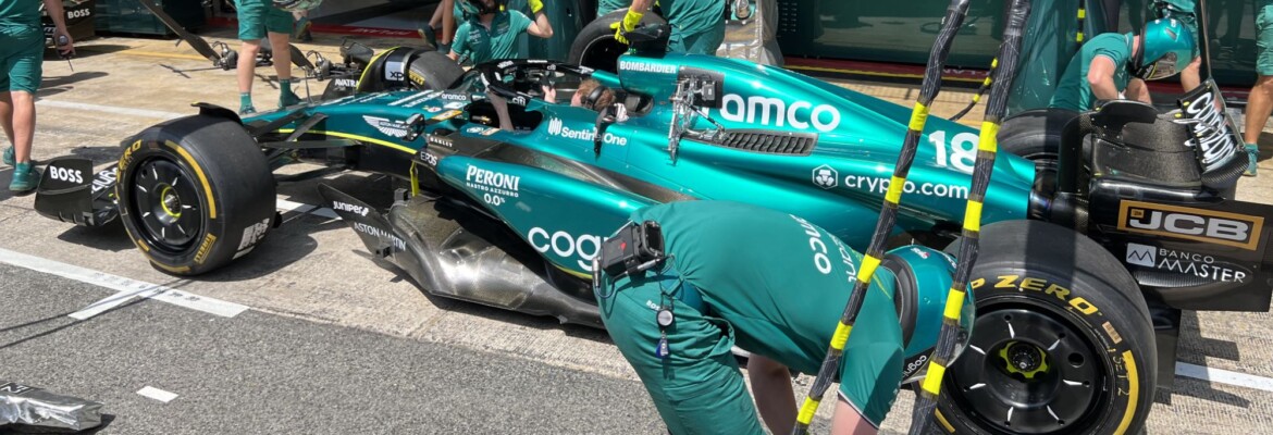 F1: Aston Martin teve resultados contrastantes na sexta-feira em Barcelona