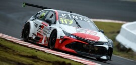 Rossi brilha em casa e fecha como mais rápido dia da Stock Car na Argentina