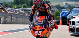Öncü passa Sasaki na última curva e vence 1ª na Moto3 na Alemanha