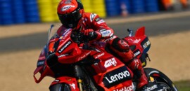 Bagnaia controla TL2 da MotoGP e termina sexta com melhor tempo na Itália