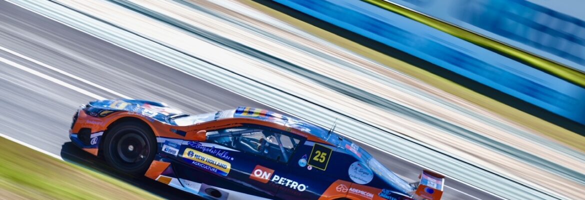 Kaká Magno termina primeiro semestre no top 10 da Stock Series