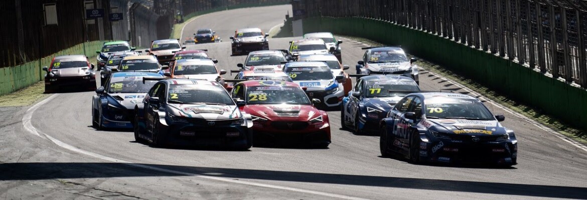 Galid Osman vence pela primeira vez no TCR South America Banco BRB, em dupla com Felipe Lapenna em Interlagos