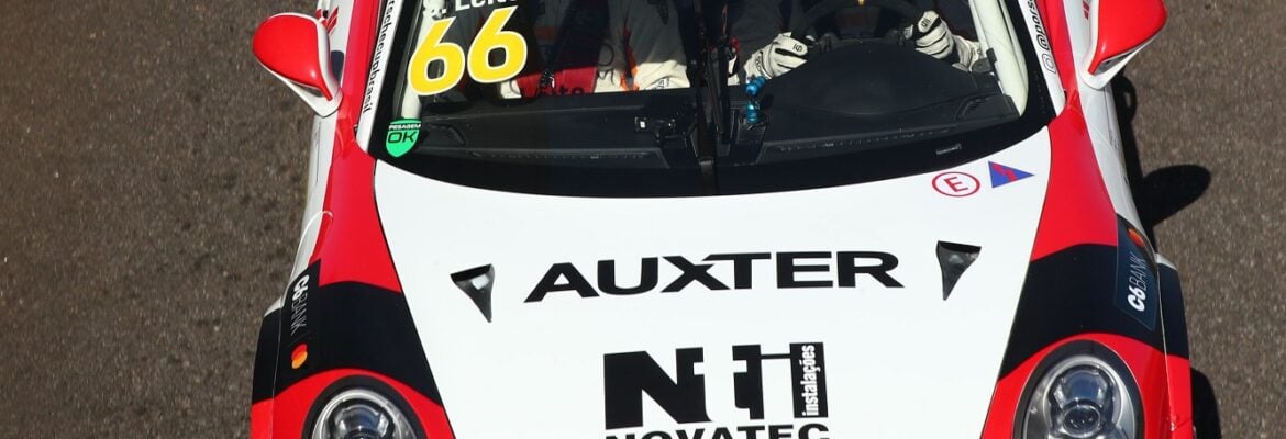 Leite aparece no fim e lidera treino livre da Sprint Challenge da Porsche Cup em Goiânia