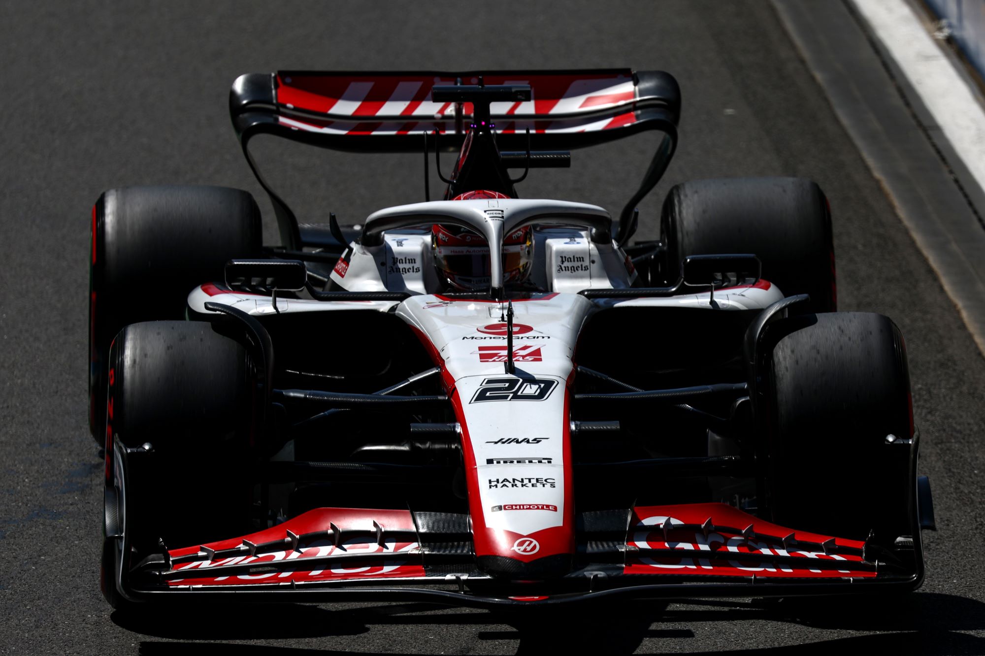F1: los autos Haas se comportaron de manera muy diferente en la FP2