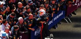 F1: Red Bull quebra recorde histórico e Horner atribui méritos a Verstappen e Perez