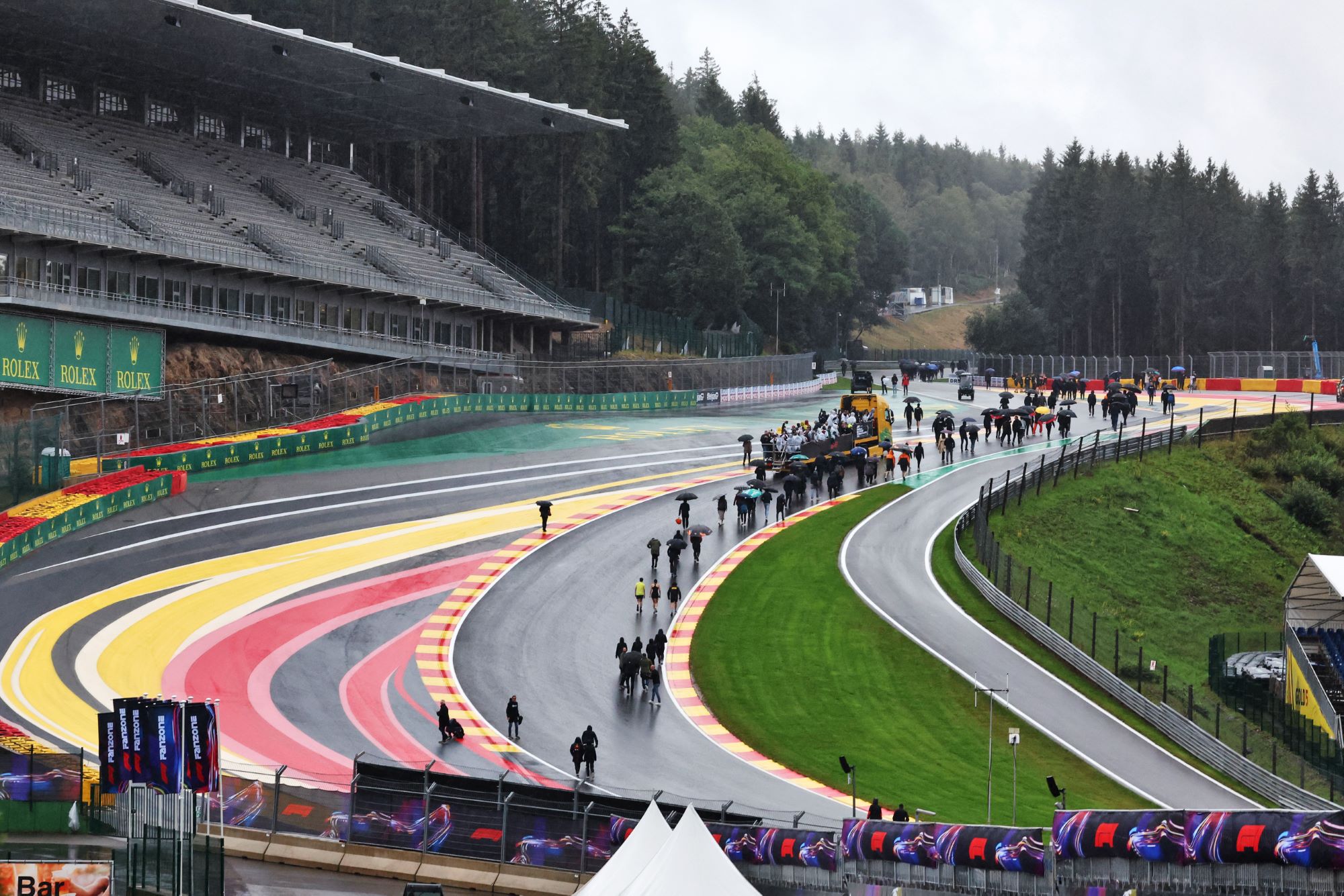 F1: Chuva e homenagem para Hubert; as imagens desta quinta-feira antes do GP da Bélgica, em Spa F1 2023, GP da Bélgica, Spa