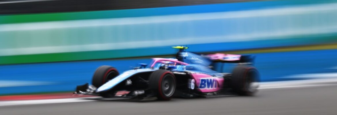 Fórmula 2: Martins supera punição e vence corrida 2 em Silverstone