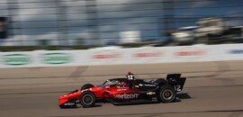 Power fatura pole position para as duas corridas da Indy em Iowa