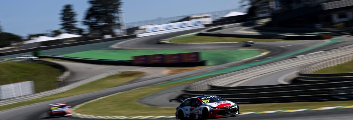 Fim de semana em Interlagos começa com Matías Rossi na frente