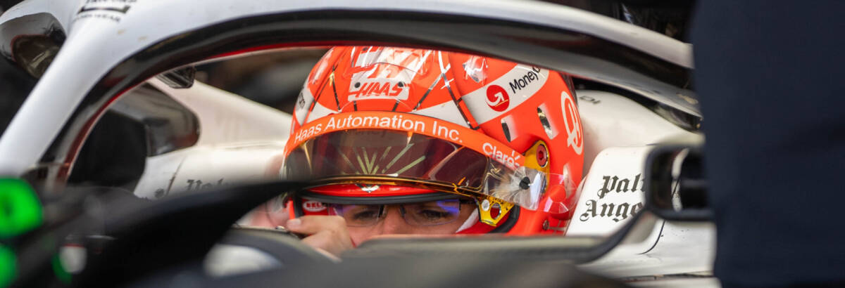 F1 hoje: Cadillac define Fittipaldi, Albon volta ao radar e Singapura no detalhe