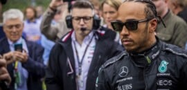 F1: Hamilton mantém otimismo em meio a desafios da temporada