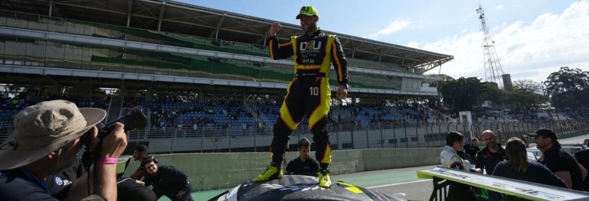 Wagner Pontes fatura pódio em estreia na Porsche Cup com a D4U