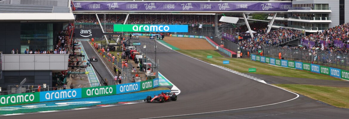 F1: Leclerc lidera o último treino para o GP da Inglaterra marcado pela chuva em Silverstone