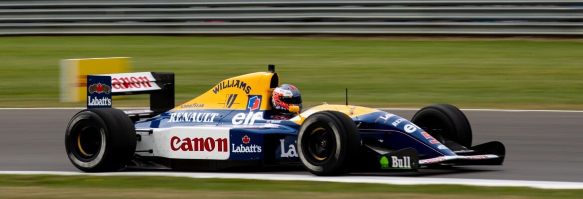 F1: Williams celebra 800ª corrida com Jenson Button no volante de carro de 1992