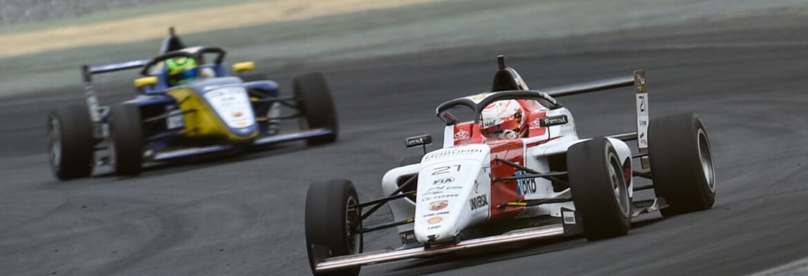 De ponta a ponta, Álvaro Cho vence a primeira na BRB Fórmula 4 Brasil na corrida 1 em Goiânia