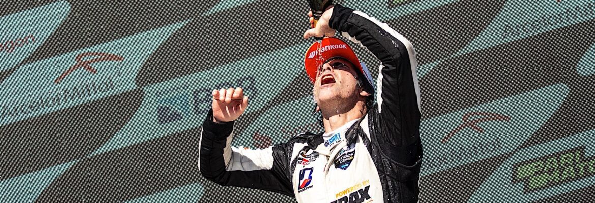 Jimenez brilha e volta ao pódio na Stock Car no Velocitta