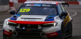 TCR: Girolami comanda pelotão e vence corrida 2 em La Pedrera