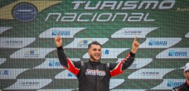Turismo Nacional: Vencedor da corrida 5, Pablo Alves garante terceira vitória em Goiânia
