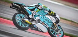 Masià é pole na Moto3 na Inglatera; Moreira larga em 16º