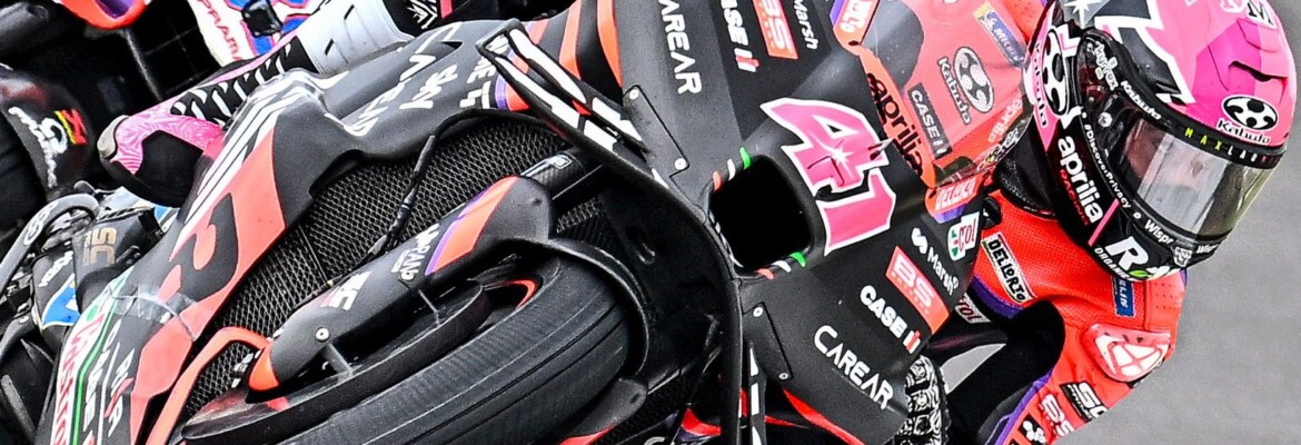 Espargaró supera Bagnaia no último giro e vence com Aprilia em Silverstone