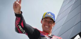Espargaró diz ter esperado momento certo para atacar Bagnaia: “tinha menos tração”