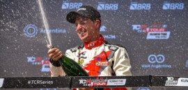 TCR: argentinos comemoram triunfo em pista de La Pedrera