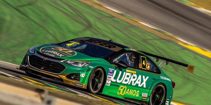 Pneus e asfalto novos desafiam Lubrax | Podium Stock Car Team no Velocitta
