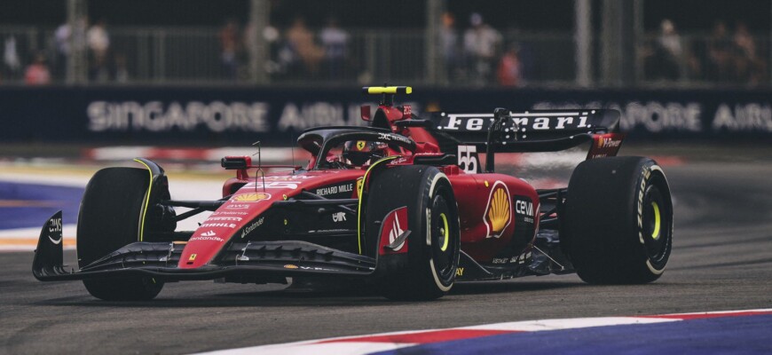 Formula 1: Sainz takes pole position, dominates from start to finish and wins the Singapore Grand Prix.  Verstappen is fifth