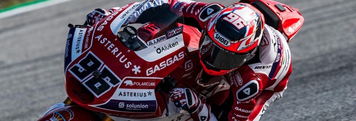 Moto2: Jake Dixon conquista pole por 0s095 na Catalunha; líderes vão mal