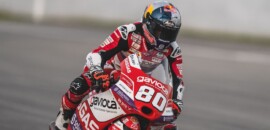 Moto3: Com ultrapassagem na última curva, Alonso vence GP maluco na Catalunha
