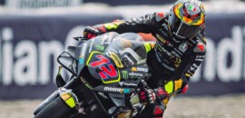 MotoGP: Bezzecchi se recupera de largada ruim e vence tranquilo na Índia; Bagnaia cai