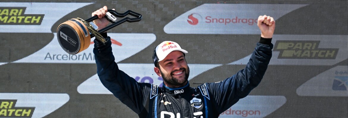 Fan Push e pitstop da Blau garantem o segundo lugar de Fraga na Stock Car no Velopark