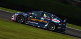 Fábian Yannantuoni sobe pela primeira vez no lugar mais alto do pódio do TCR South America