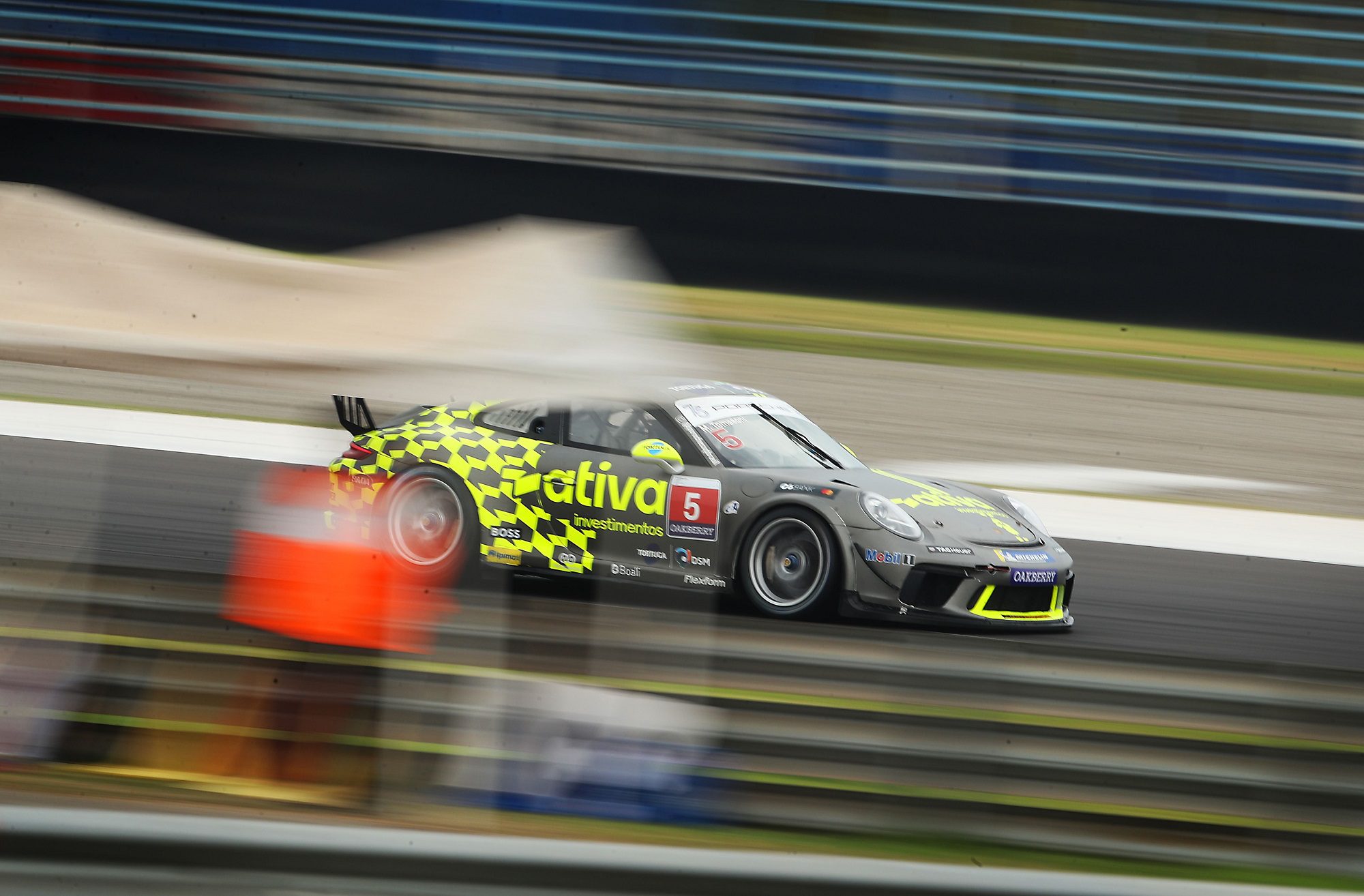 Tomasoni subraya «un muy buen año» con una evolución en la Copa Porsche