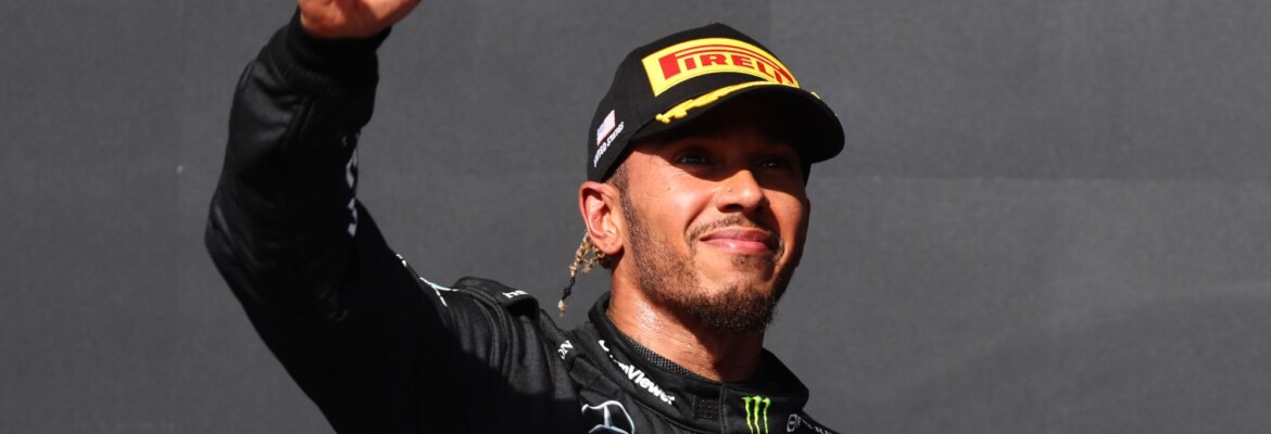 F1: Hamilton fala sobre futuro após atual contrato com a Mercedes